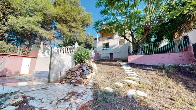 ESPECTACULAR CHALET EN SANTO DOMINGO CALICANTO — 9