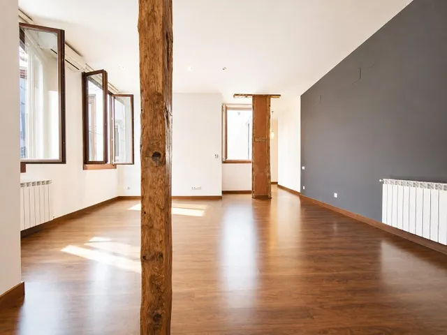 Vivienda en el centro de Madrid a 50 m del Teatro Real - foto 3