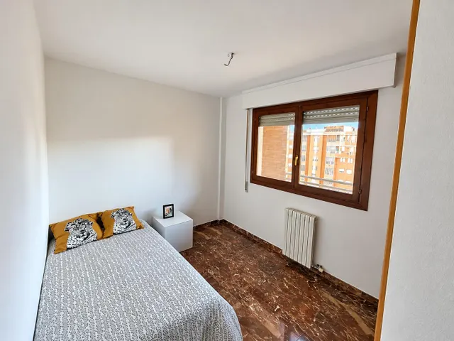 Espectacular dúplex tipo tríplex con solárium privado y vistas en actur — 22