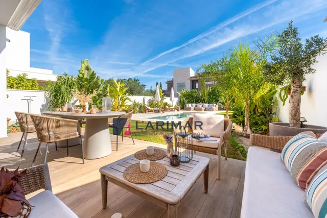 ✨ exclusiva propiedad en esquina con 393 m2 de parcela, piscina privada y energía solar en zona nou nazareth San Juan de Alicante — 7