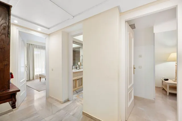 Chalet 3 habitaciones 364m² en venta - Marbella — 24