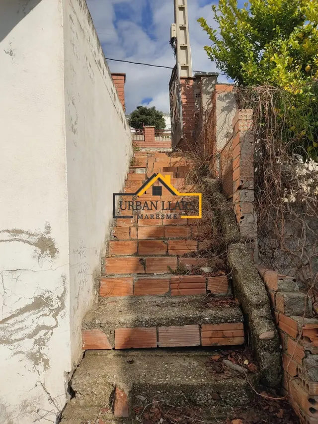 Terreno Urbano en Esparreguera: ¡Una Oportunidad Única! PARA - foto 5