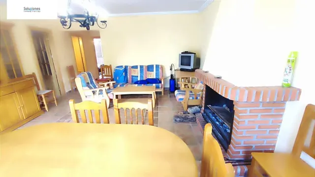 PLANTA BAJA DE CASA DE PUEBLO CON PATIO EN CUCHARAL — 11