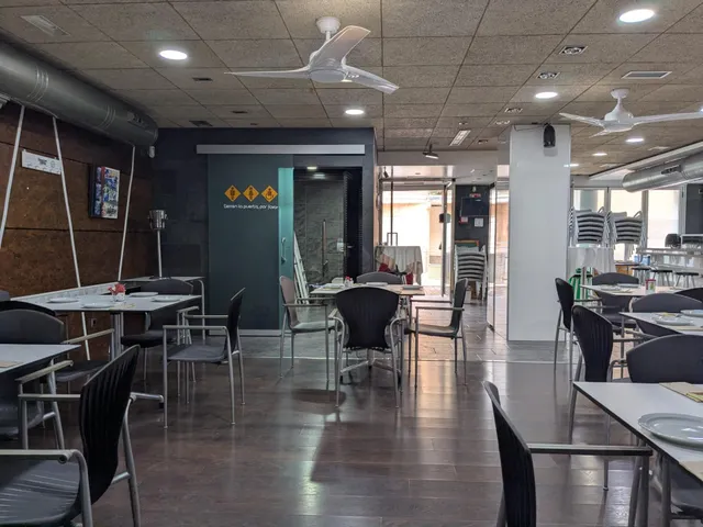 Local comercial 111m² en venta - Villananitos — 7