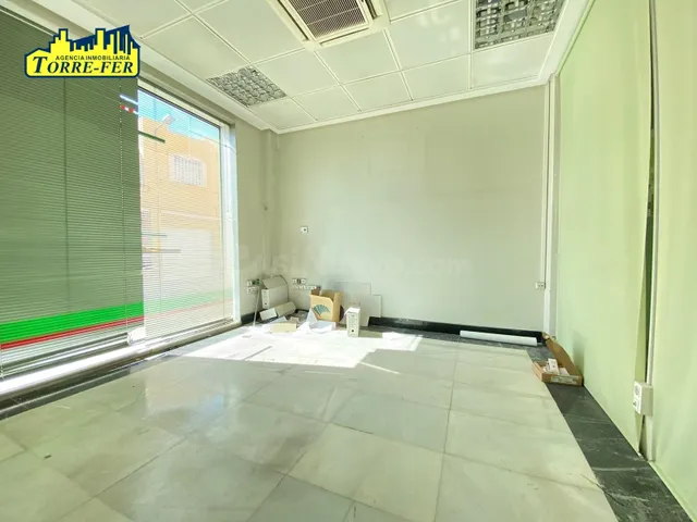 Local comercial haciendo esquina en Venta Gaspar - foto 3