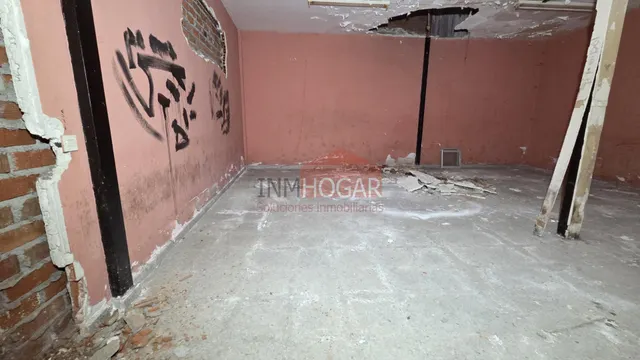 Amplio Local Comercial en la Zona Norte de Ávila – Oportunidad Única — 20
