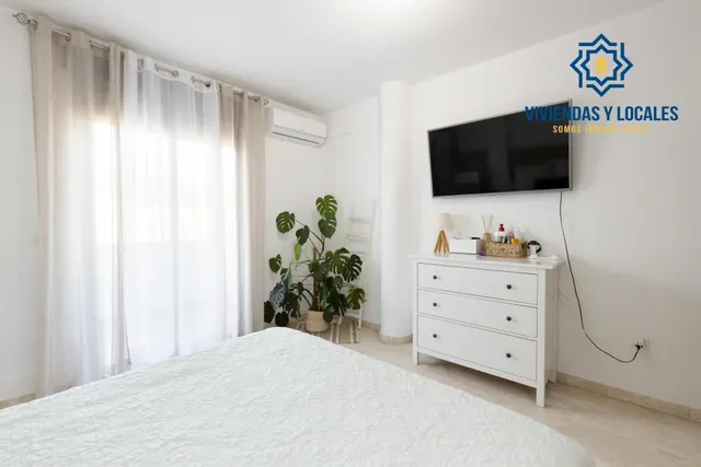 Pareada en Urbanización La Joya — 21
