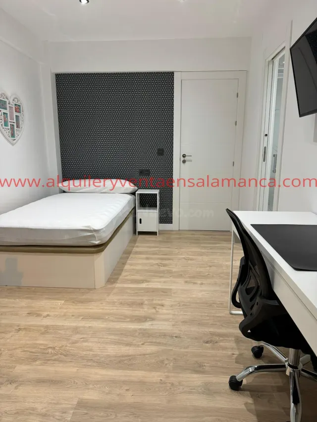 Piso 4 habitaciones 80m² en alquiler - Carmelitas-Oeste - foto 4