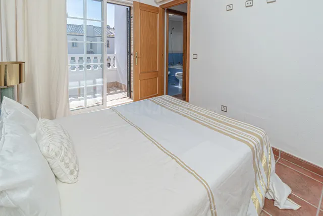 Adosado de 3 dormitorios 2 baños en Orihuela Costa ¡Tu hogar ideal en Las Chismosas! ✨ — 29