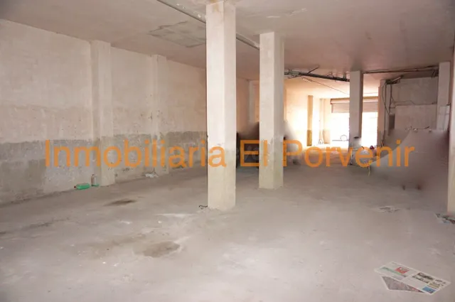 Local comercial 150m² en alquiler - Avd. Al Vedat