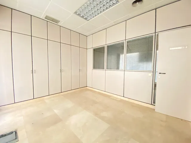 Local comercial en venta en Alicante – 256 m2 - foto 4