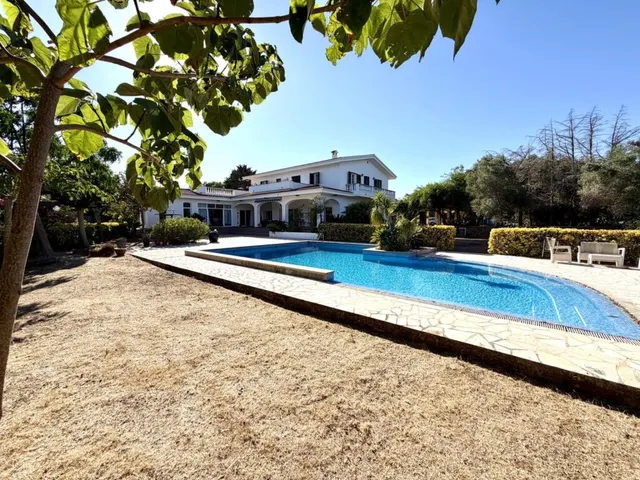 Una finca excepcional rodeada de naturaleza — 2