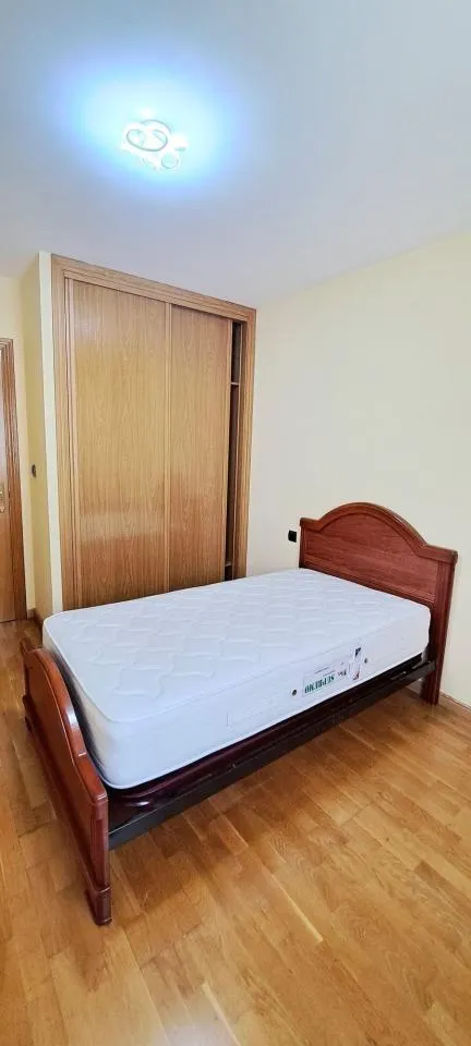 Amplio y Luminoso Piso en alquiler en Barrocanes, Ourense - Ideal para Familias — 18