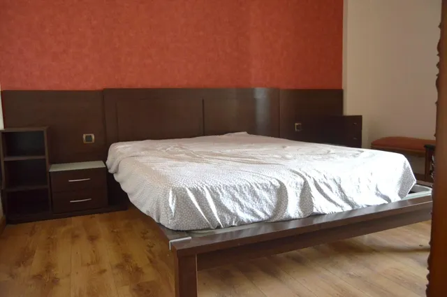 AMPLIO PISO DE CUATRO habitaciones EN ZONA PLAZA PARIS/ESCORXADOR — 28