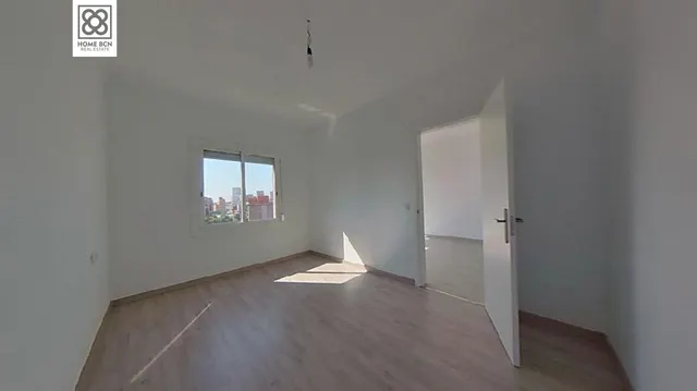PISO EN VENTA CON INQUILINO EN GRAN VIA CORTS CATALANES — 5