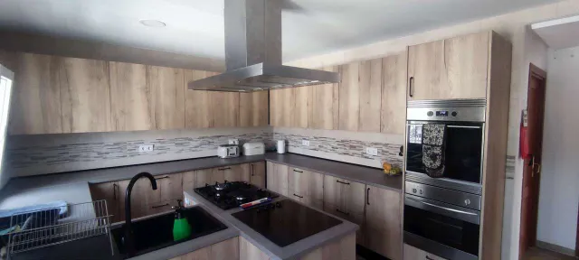 Local comercial 9 habitaciones 694m² en venta - Comunidad valenciana — 44