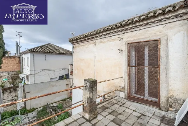 Casa con Parcela a Reformar en Granada — 27