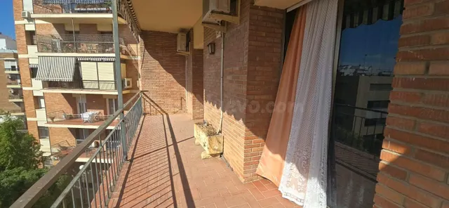 Piso 5 habitaciones 240m² en venta - Los Remedios - foto 2