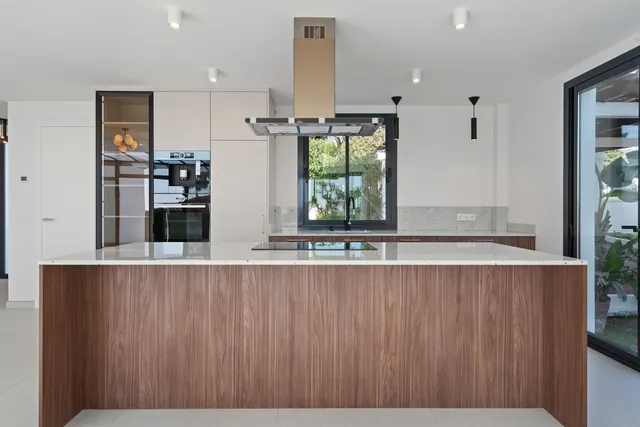 Chalet 4 habitaciones 181m² en venta - Marbella — 14
