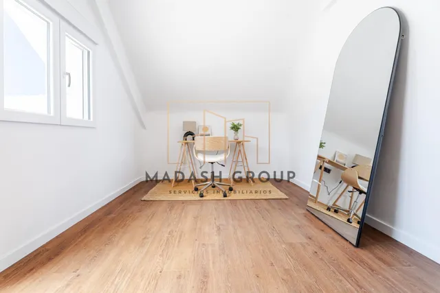 Hay casas que simplemente se visitan… y otras que se sienten desde el primer instante. — 34