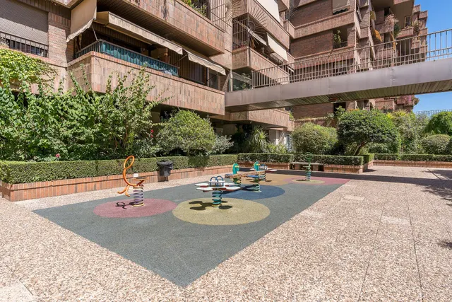 PRECIOSO ESTUDIO DE LUJO EN URBANIZACION TRIUNFO JARDIN — 47