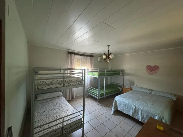 Amplia Casa con Terreno y Piscina en Las Huertas del Rio, Archidona — 10