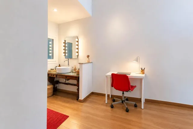 Agencia Inmobiliaria en Barcelona. Piso en venta en Sant Antoni — 13