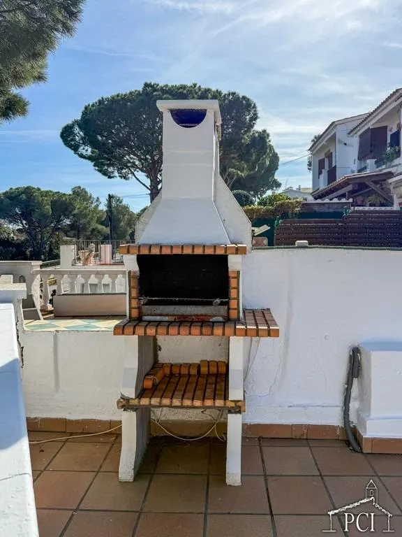 Casa adosada con piscina comunitaria - Sant Antonio de Calonge. — 25