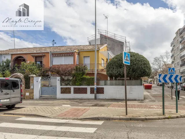 DISFRUTE DEL CENTRO DE GRANADA SIN RENUNCIAR A LAS COMODIDAD - foto 3