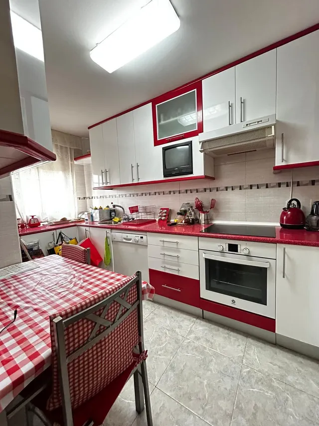 CHALET 4 habitaciones CON BODEGA EN VENTA DE BAÑOS.