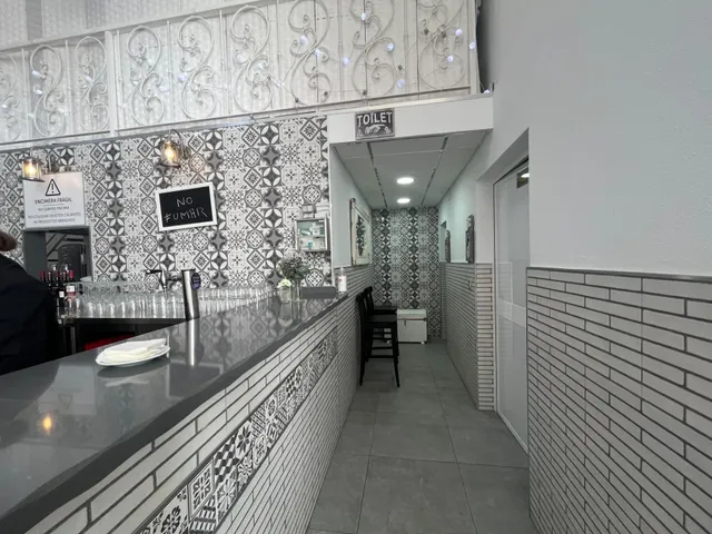 LOCAL PARA CELEBRACIONES — 12