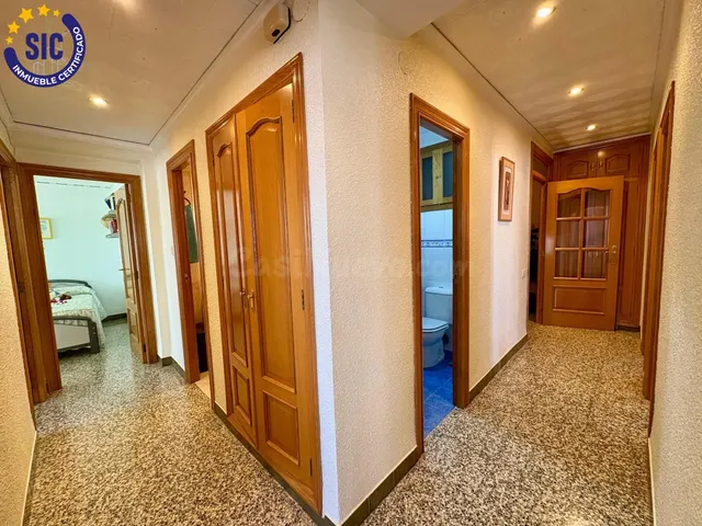 ESPECTACULAR VIVIENDA ESQUINERA Y REFORMADA EN VENTA EN NULE