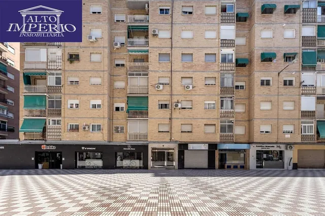 Piso de 3 dormitorios con terraza en plena zona Fontiveros — 21