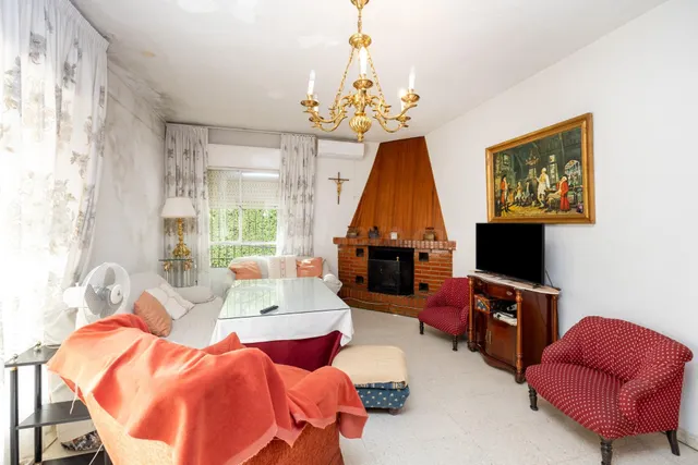 CHALET SEÑORIAL EN URB VISTA NEVADA ARMILLA, 4 DORM, 2 WC, T - foto 3