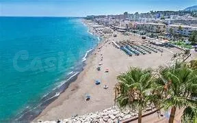 VENTA DE CASA EN TORREMOLINOS ( MALAGA ) + 2 GARAJES Y TRASTERO — 2