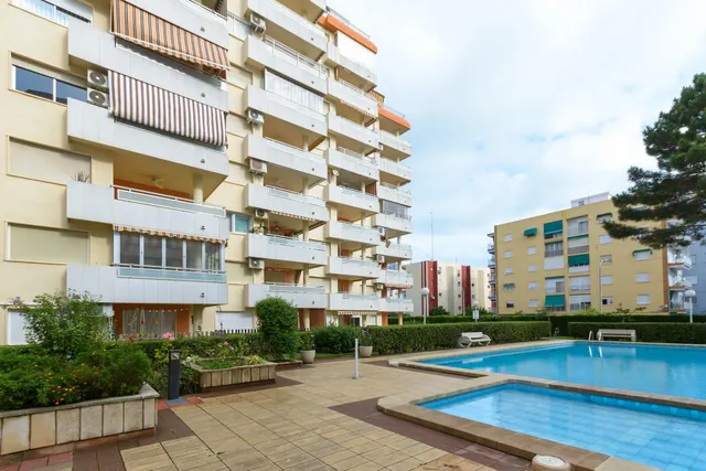 APARTAMENTO REFORMADO CON TERRAZA, PISCINA Y PARKING A 150 METROS DE LA PLAYA DE GANDIA — 6