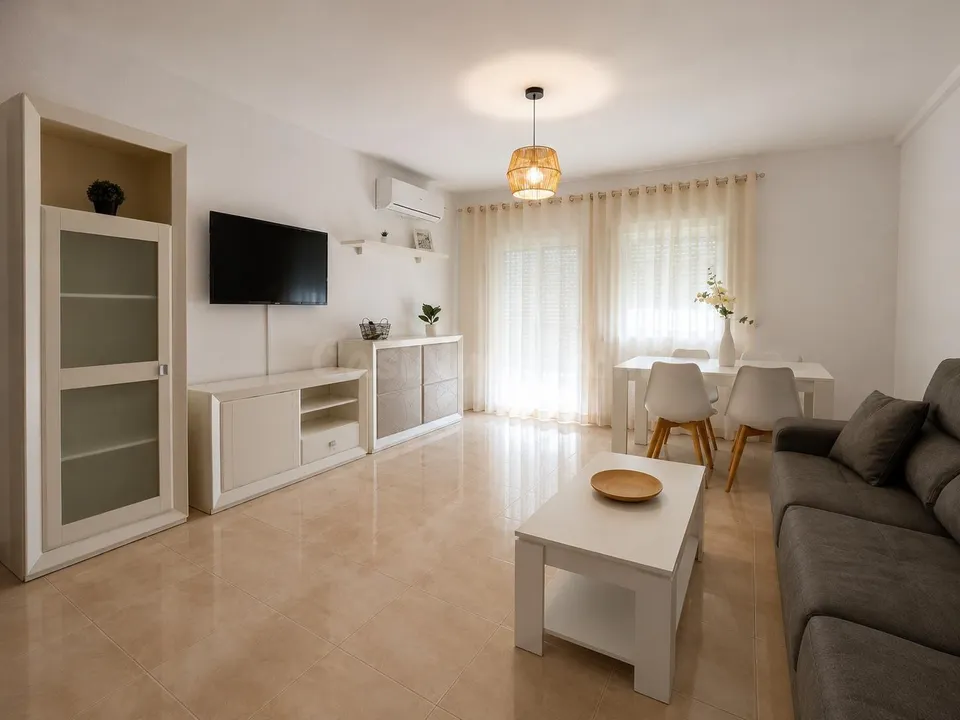 AMPLIO PISO DE 3 DORMITORIOS EN NUEVA CIUDAD – JUNTO AL HOSPITAL DE MÉRIDA