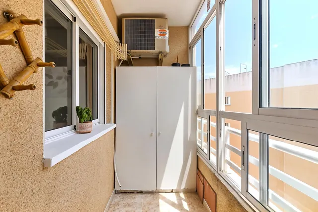 Apartamento reformado en Torrevieja — 11