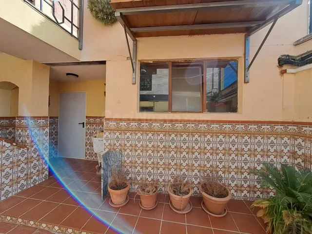 CASA CON GRAN TERRAZA EN EL CENTRO DE SANT QUIRZE - foto 4