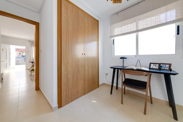 Villa Independiente en San Fulgencio, 3 dormitorios, 3 baños — 21
