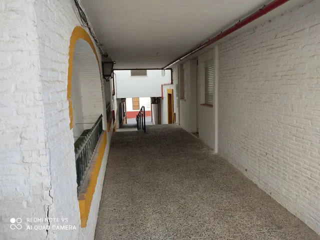 PISO BAJO EN EL CENTRO DE GINES — 10
