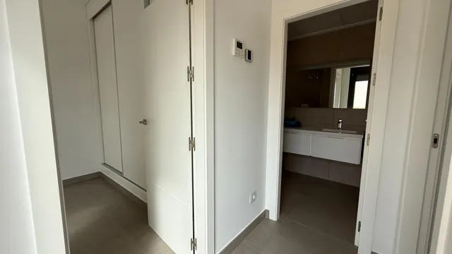 CHALET SEMINUEVO CON VISTAS AL MAR, PISCINA PRIVADA Y COCINA DE VERANO – LA TORRE DE LA HORADADA — 27