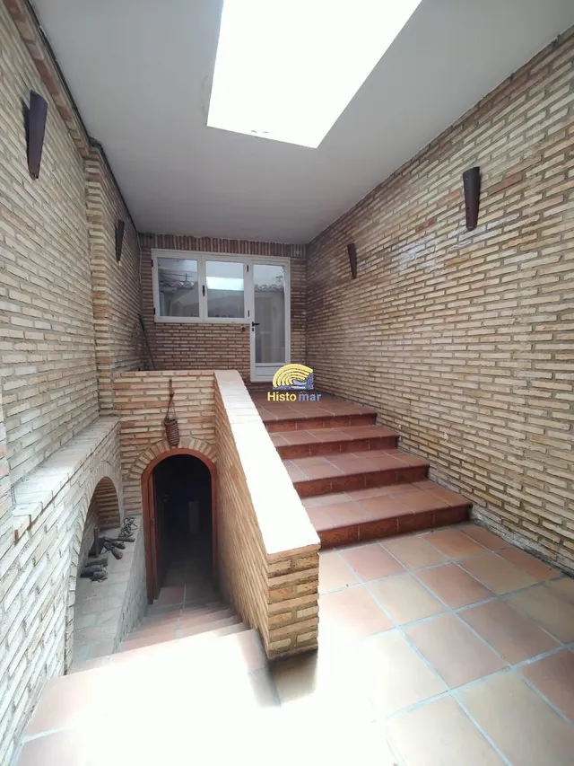 GRAN CASA EN EL CENTRO DE SAGUNTO — 20