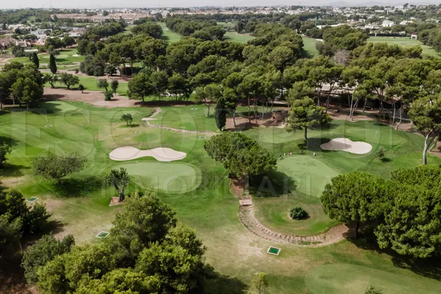 VIVIENDA JARDIN EN ALQUILER SIN AMUEBLAR — 26