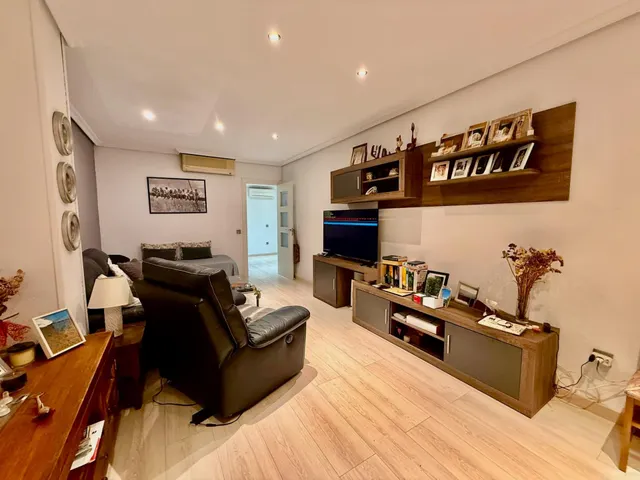 Apartamento en exclusiva de 2 dormitorios con piscina y vistas al parque de l'aigüera  en Benidorm — 4