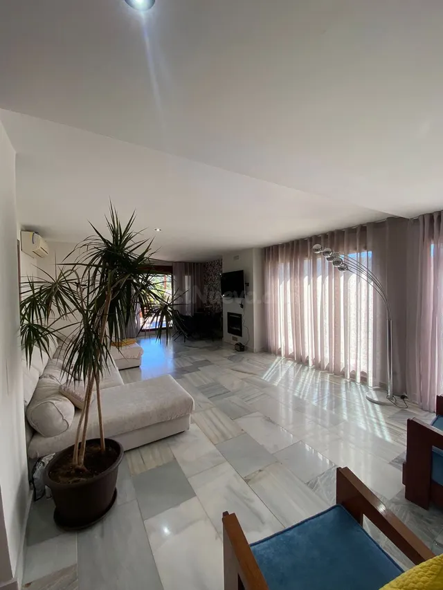 Chalet 4 habitaciones 280m² en venta - Costa del Sol — 4