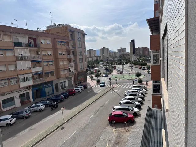 Se alquila piso luminoso de 2 dormitorios con garaje en zona Hispania – Junto a Mandarache — 14