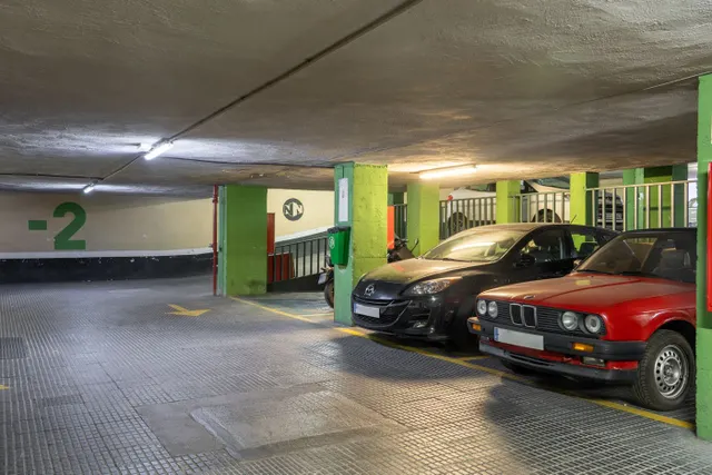 Parking 9m² en alquiler - Casc Antic — 6