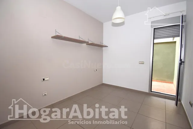 EXTERIOR CON GARAJE, TRASTERO Y TERRAZA - foto 2