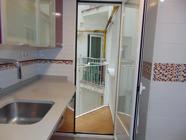 PISO DISPONIBLE EN ALQUILER CALLE CARTAGENA PROSPERIDAD — 16